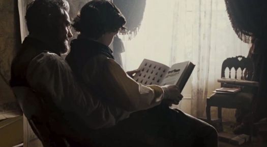 daniel-day-lewis-abraham-lincoln-movie-spielberg-reading